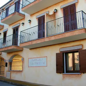 2* Bed & Breakfast Bed Sandalia